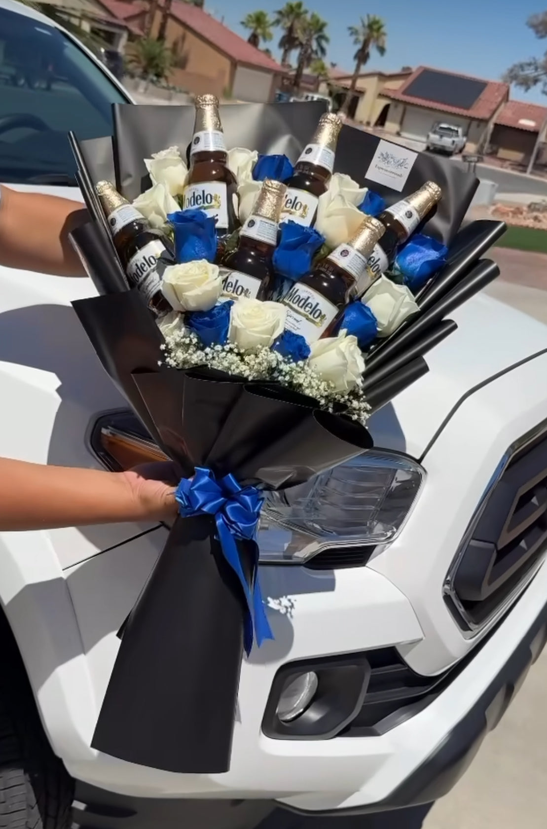 White & Blue beer bouquet